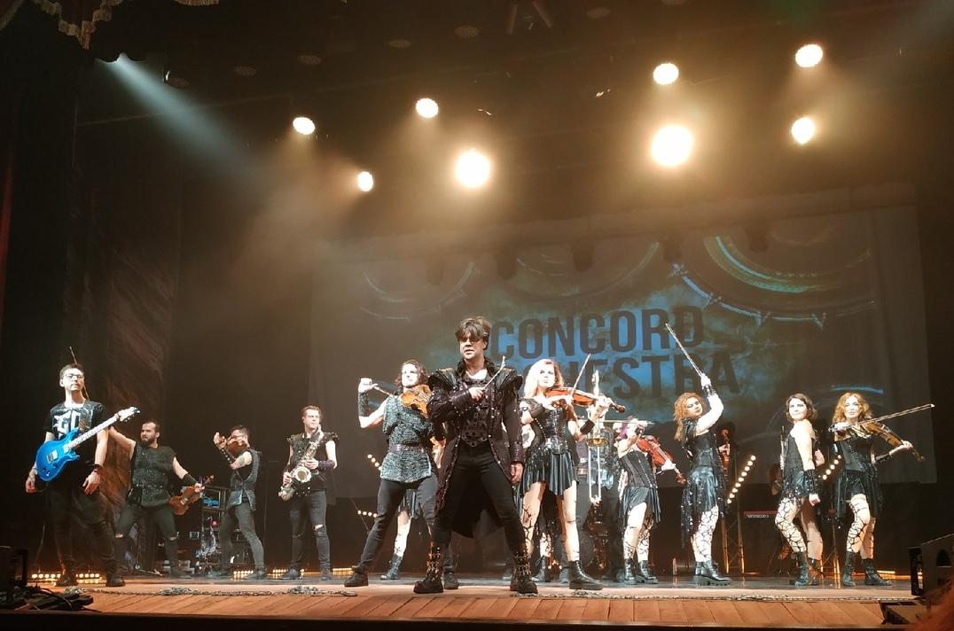 Concord Orchestra под руководством дирижера Fabio Pirola